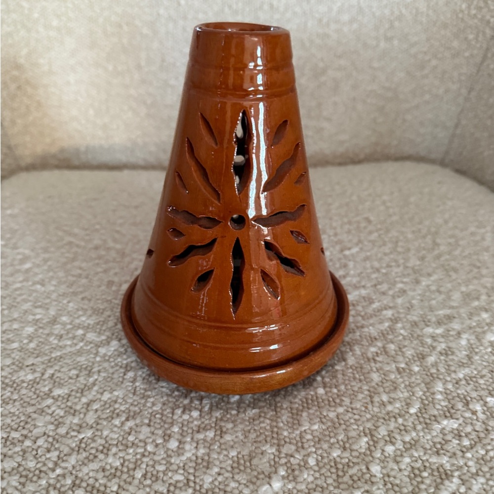 Terracotta candle holder luminary